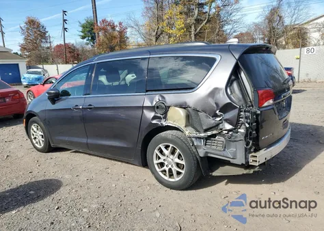 2020 Chrysler Voyager Lxi z USA, uszkodzony, nr VIN 2C4RC1DG8LR216264
